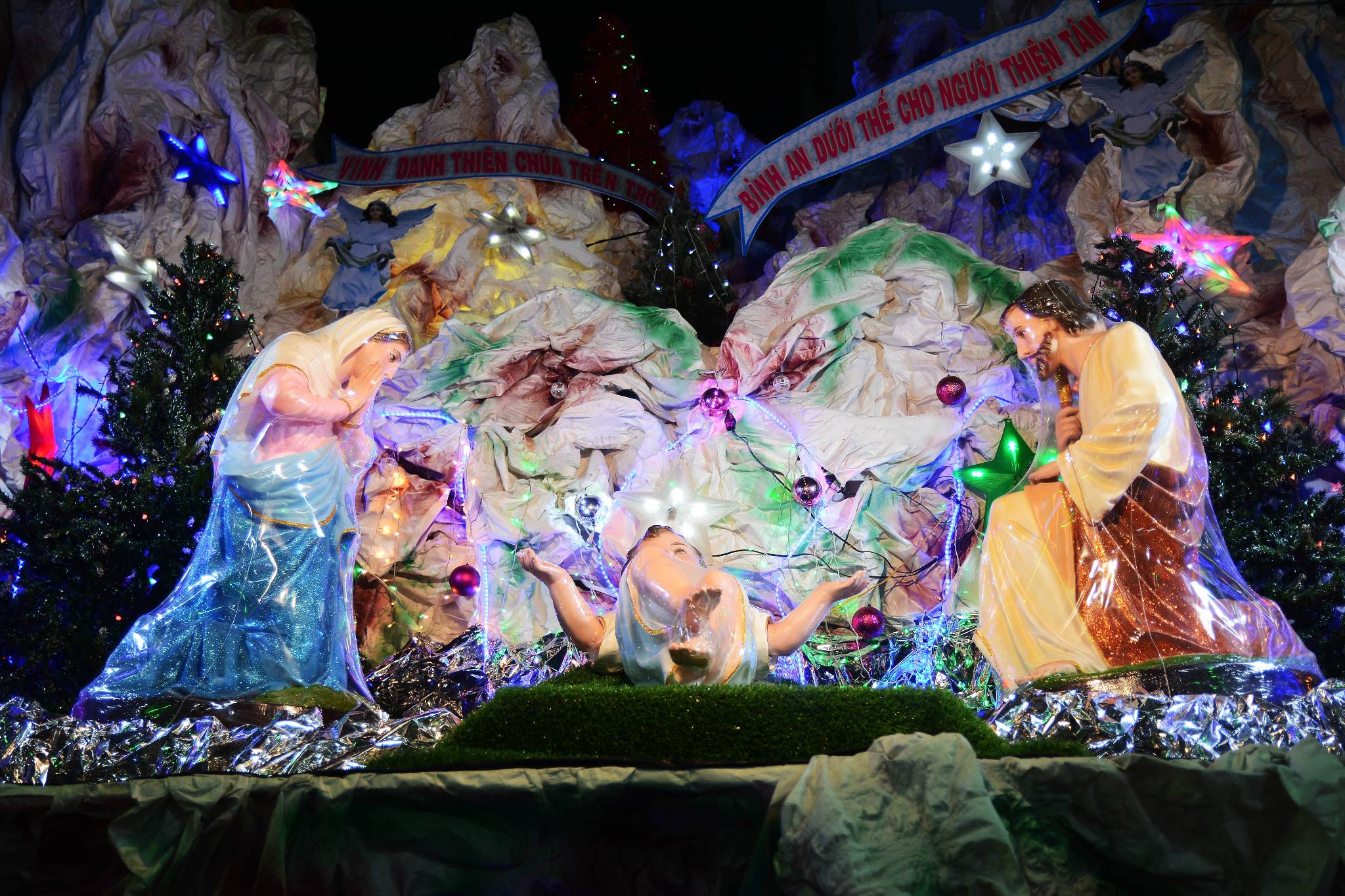 hình hang đá giáng sinh