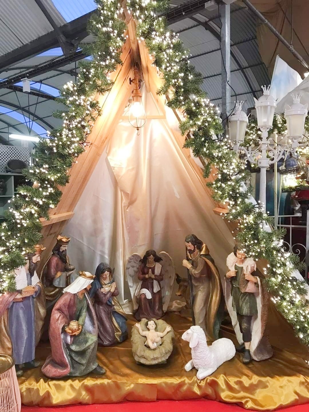 Cách làm hang đá Giáng Sinh mini để bàn