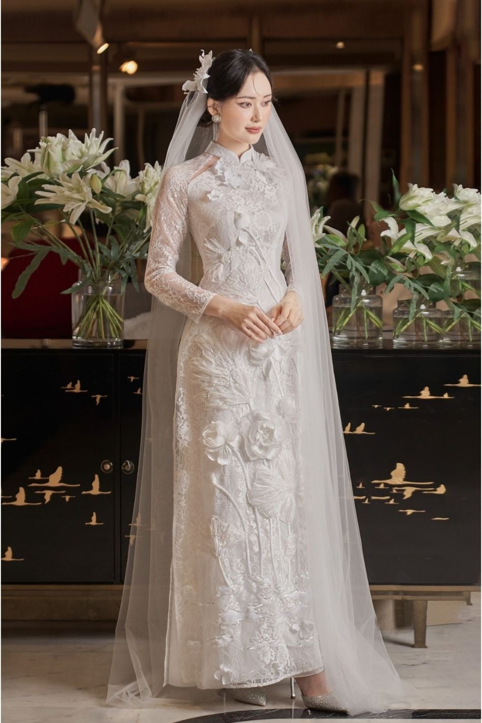 Áo dài cưới cổ đứng