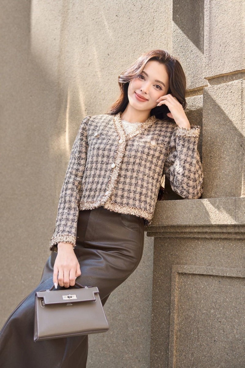cách phối đồ với áo dạ tweed
