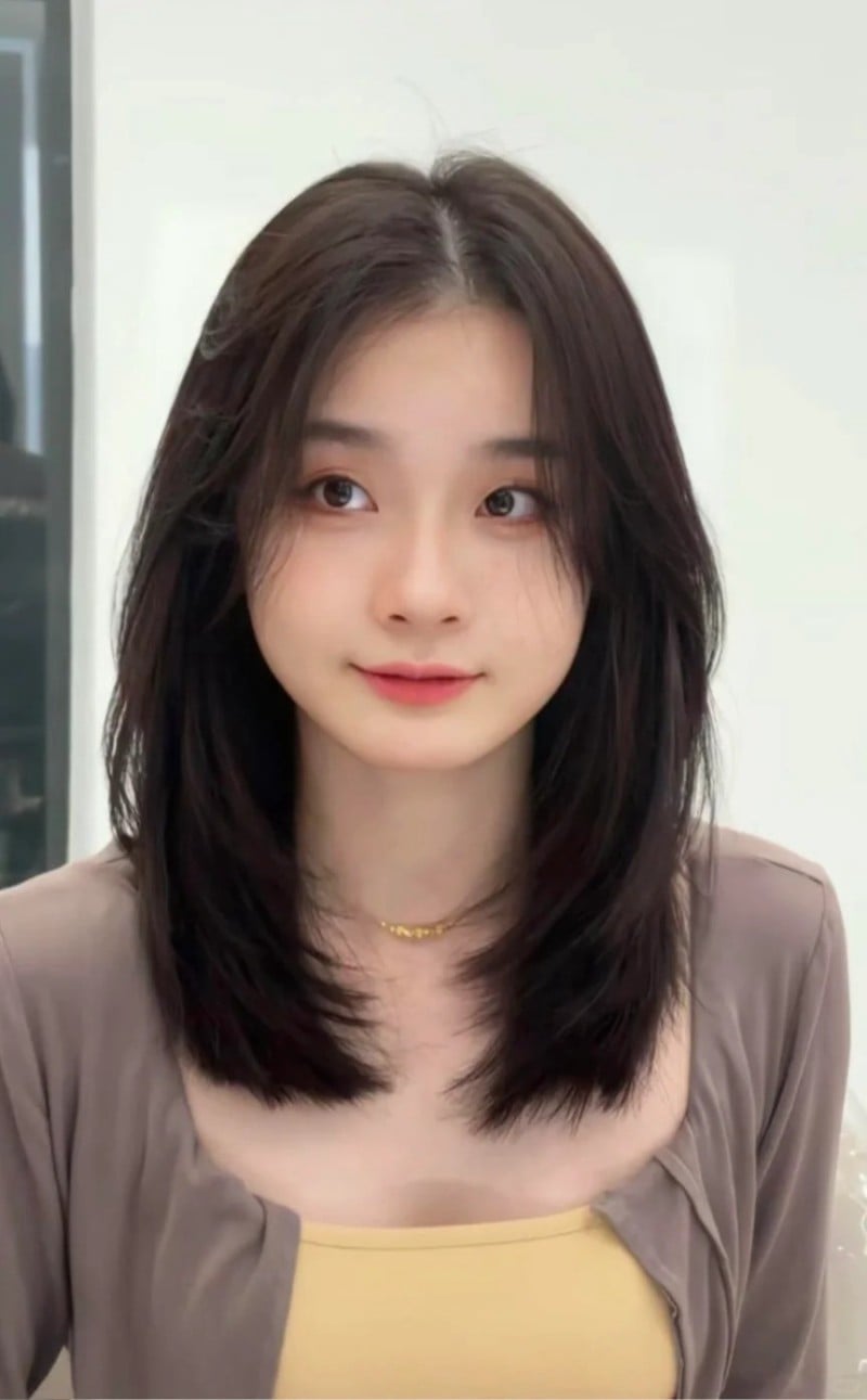 tóc mái cho mặt tròn trán cao