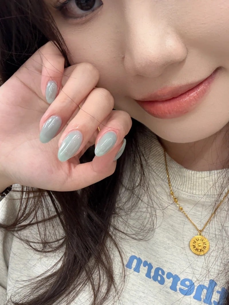 nail màu xanh dương nhạt