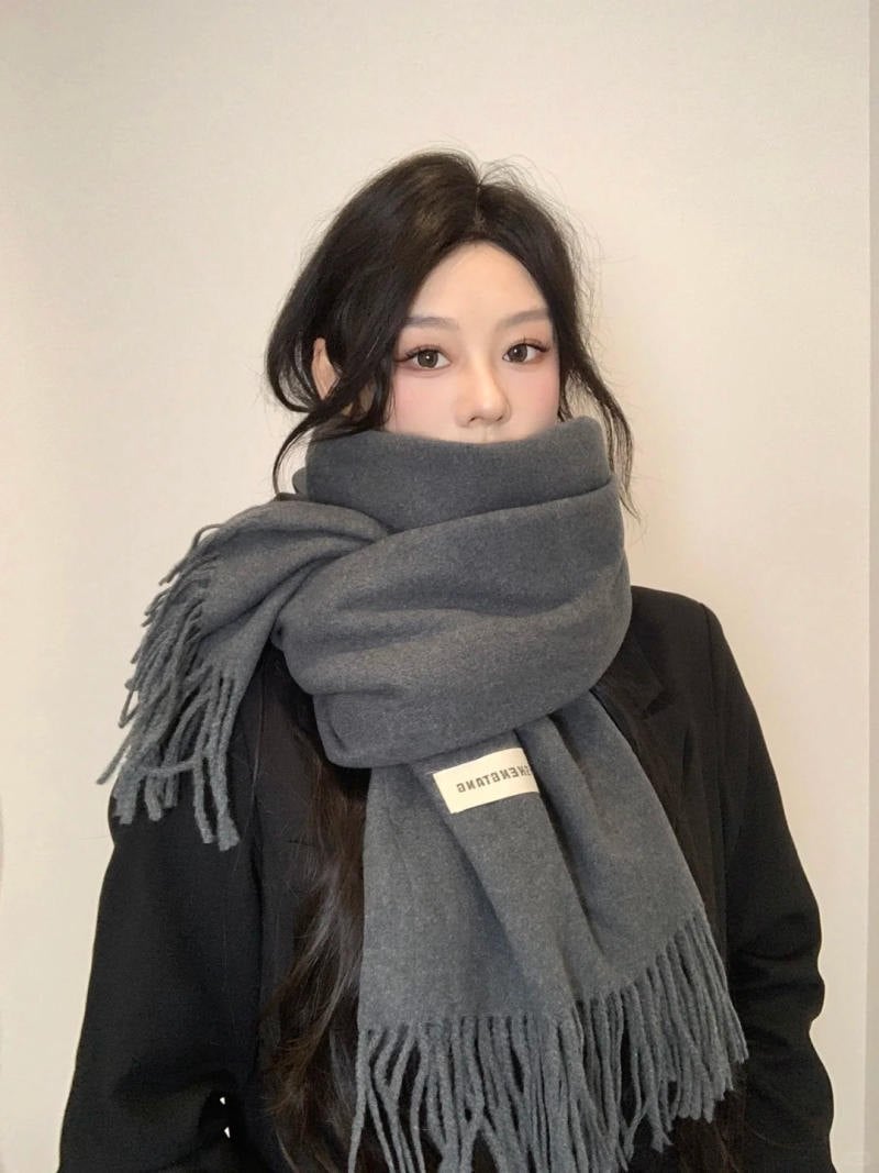 Khăn len màu xám