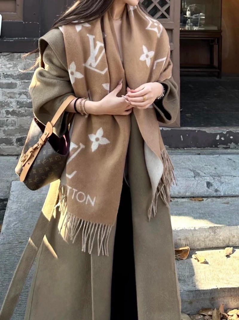 Phối khăn len tạo điểm nhấn