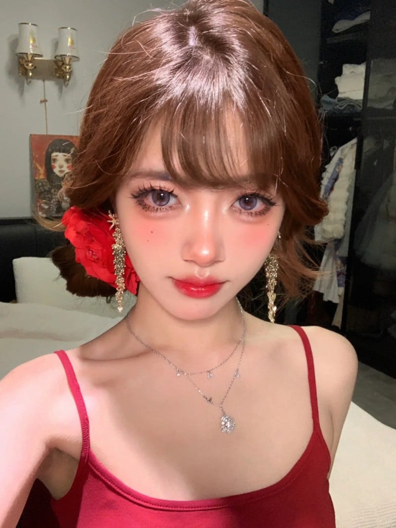 makeup tone đỏ