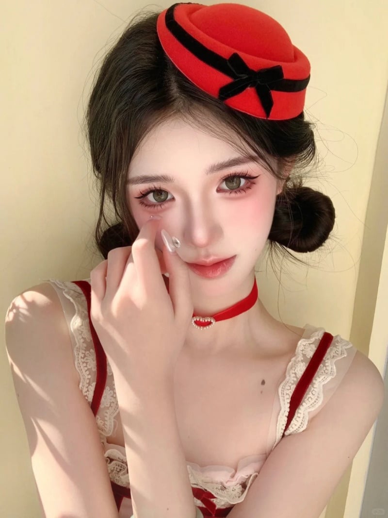makeup tone đỏ