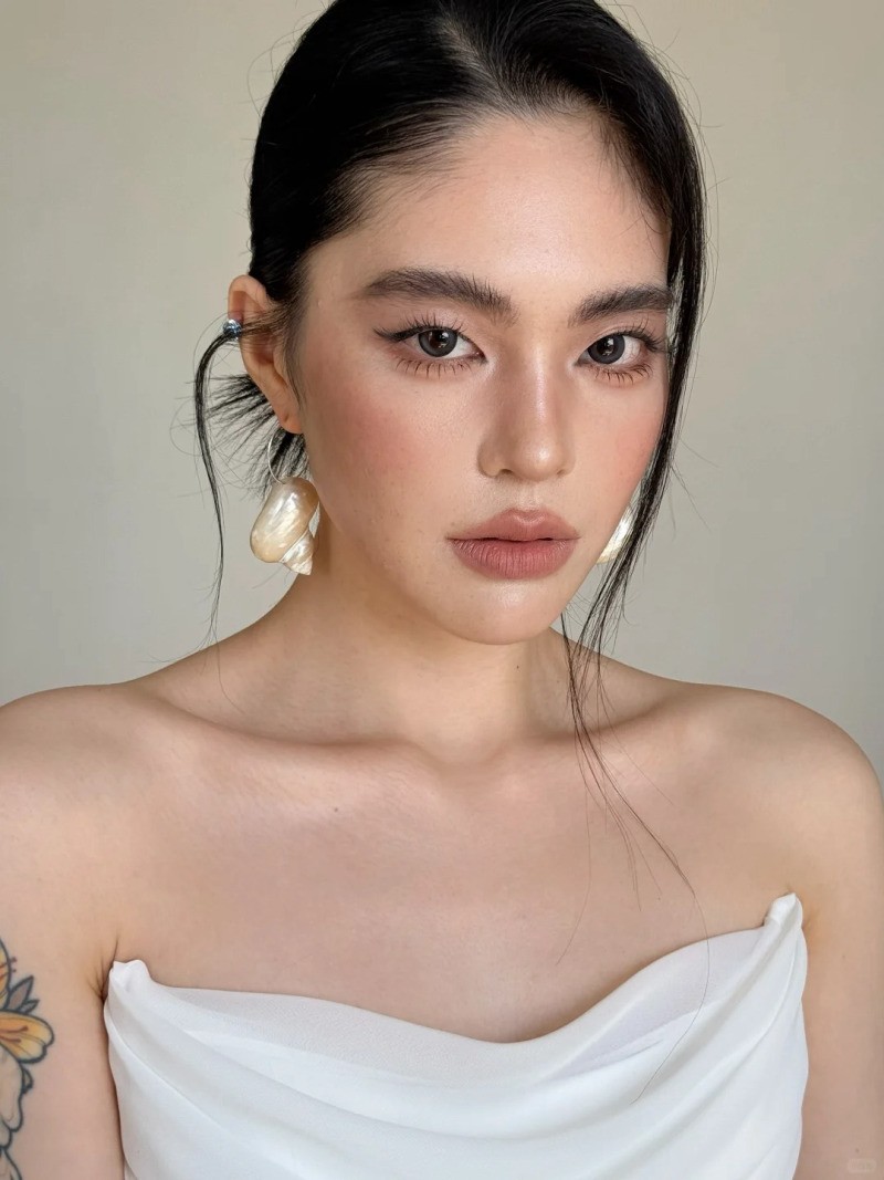 makeup tone thái