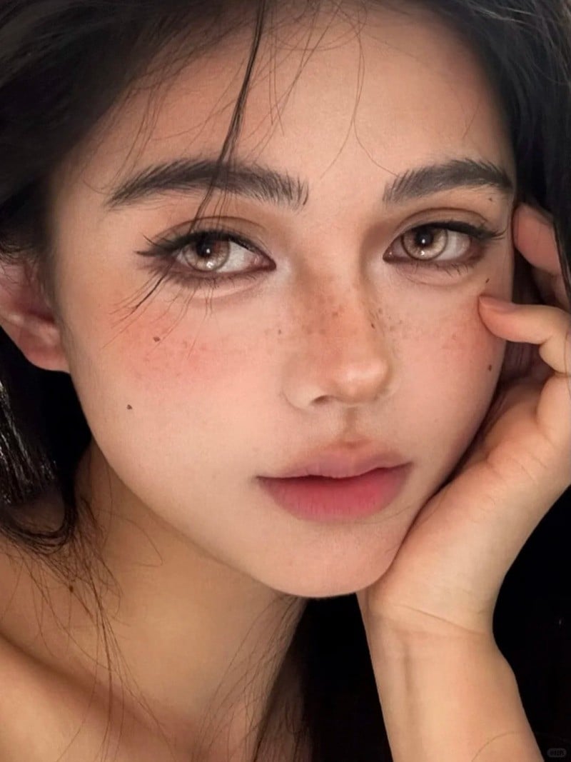 makeup tone thái