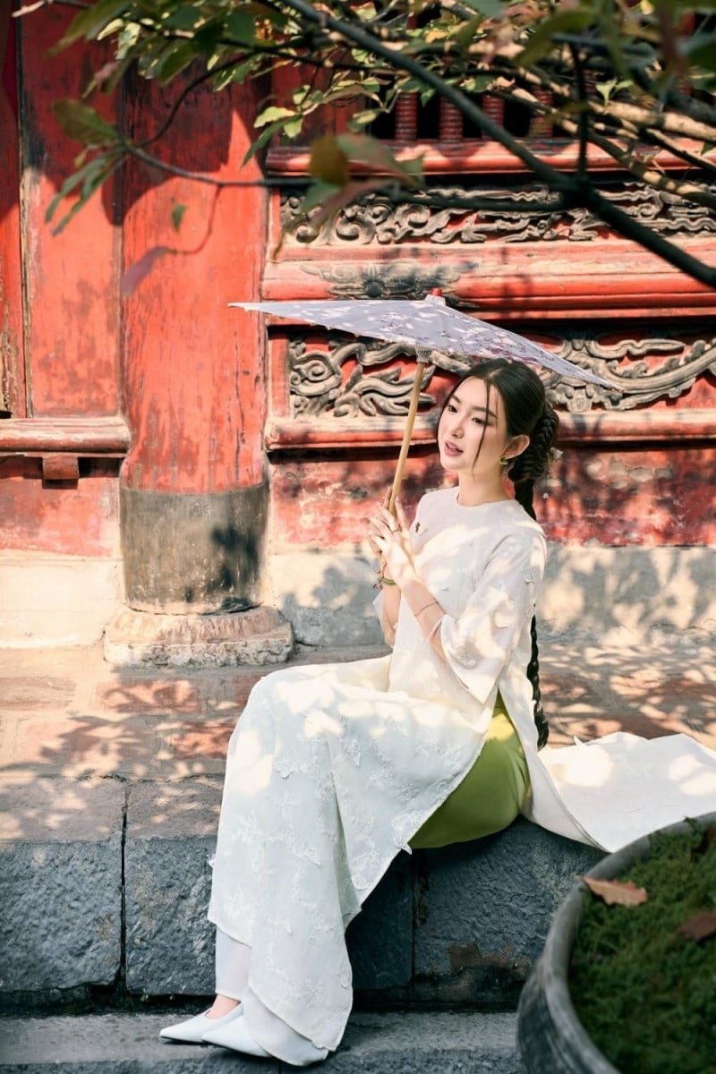 những mẫu áo dài cổ tròn