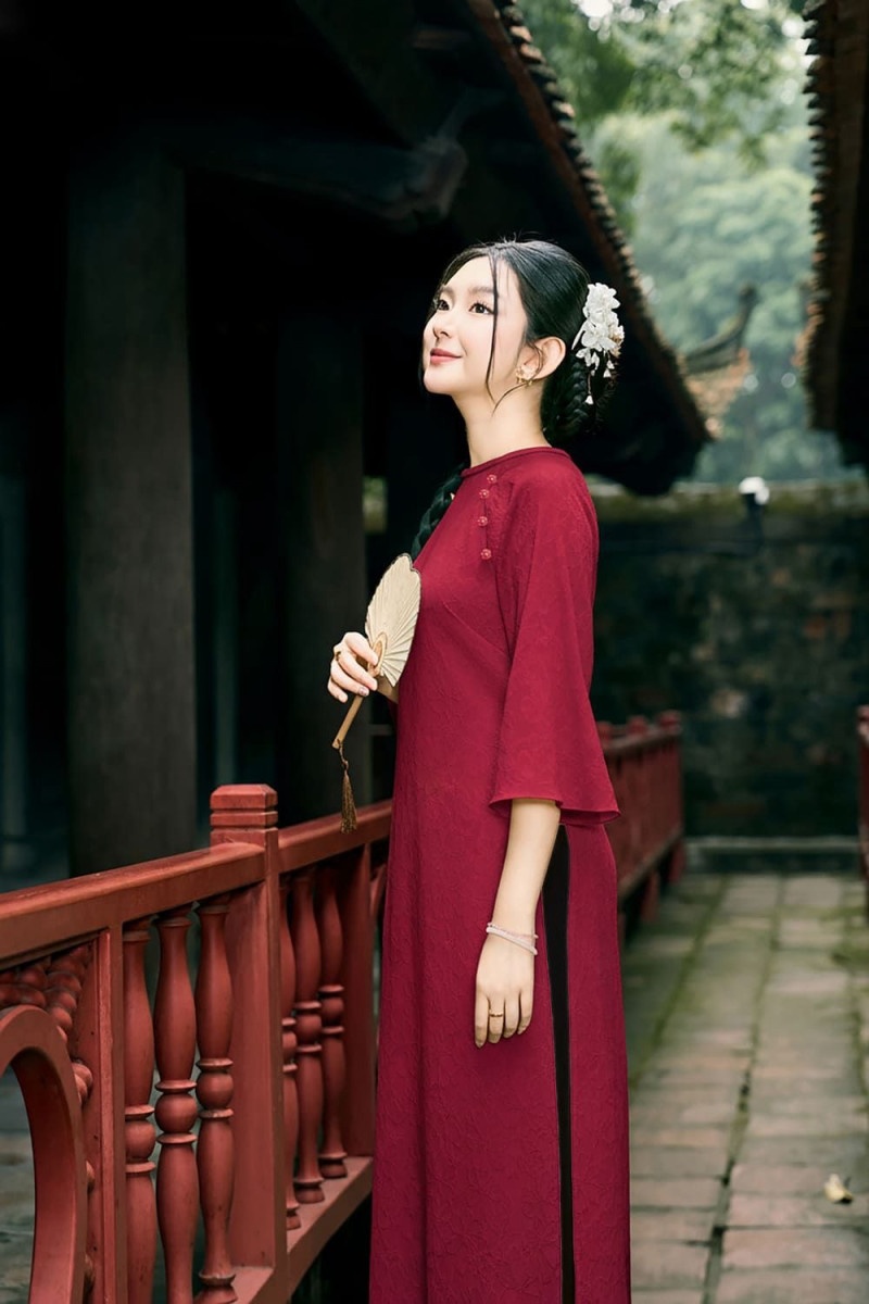 những mẫu áo dài cổ tròn