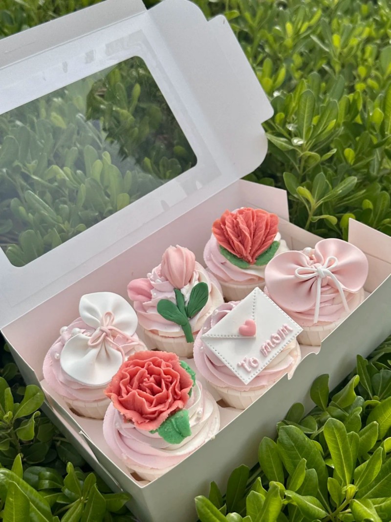 mẫu bánh kem 20 10