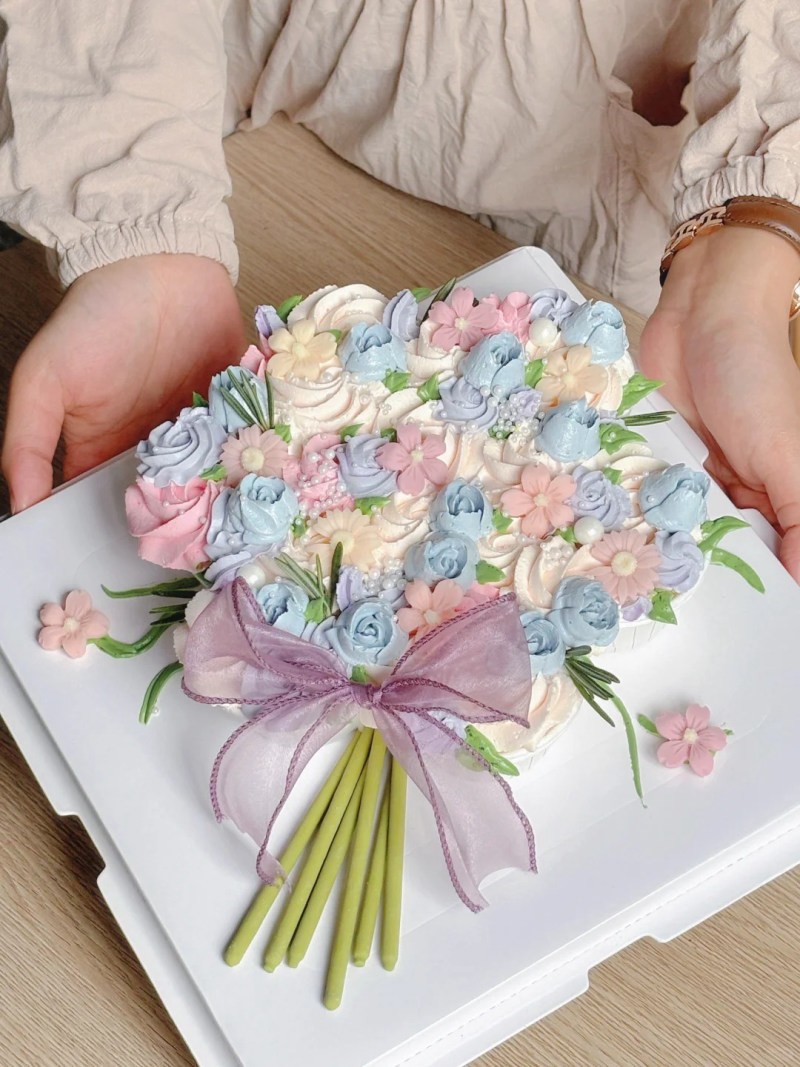 mẫu bánh kem 20 10