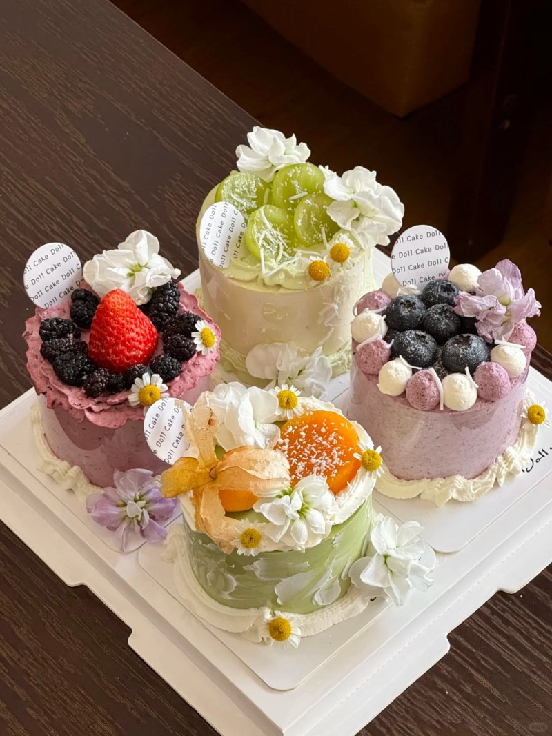 mẫu bánh kem 20 10