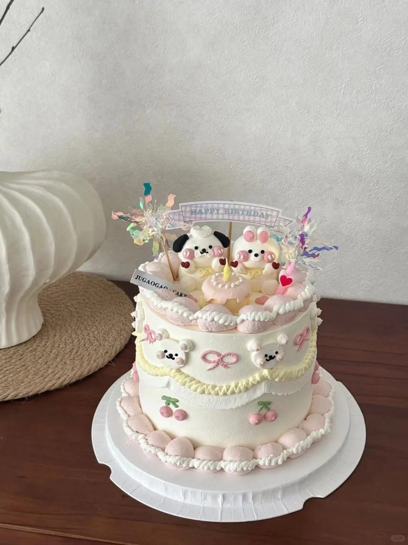 mẫu bánh kem 20 10