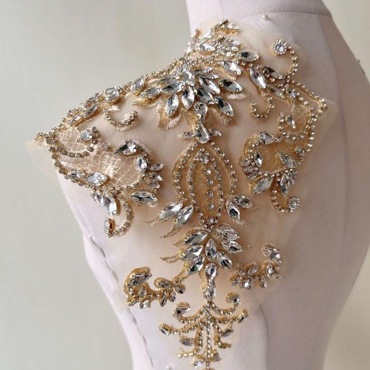 mẫu kết cườm áo dài