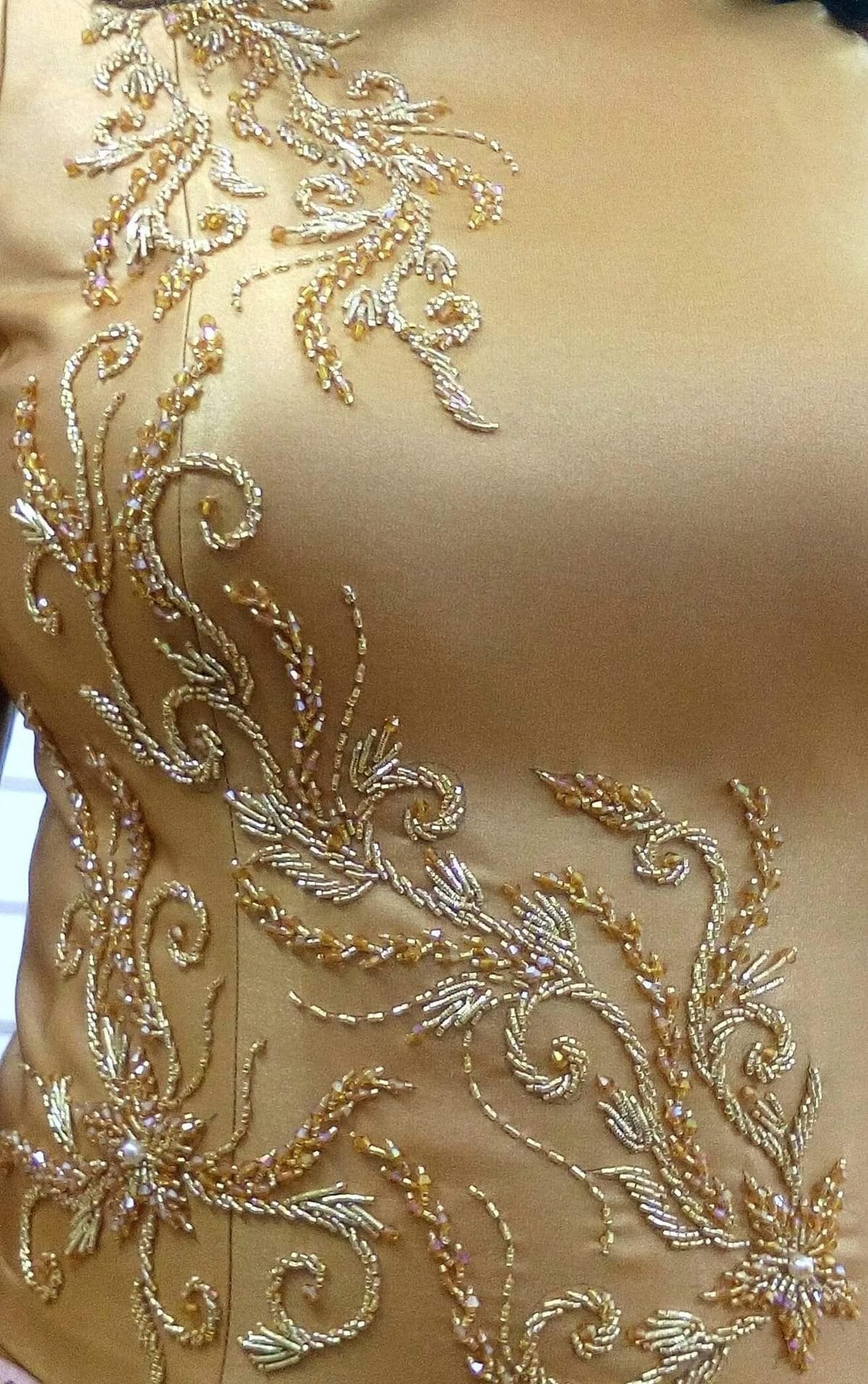 mẫu kết cườm áo dài