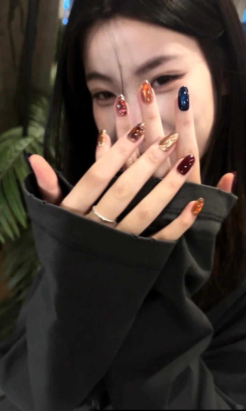 Họa Tiết Nổi Bật