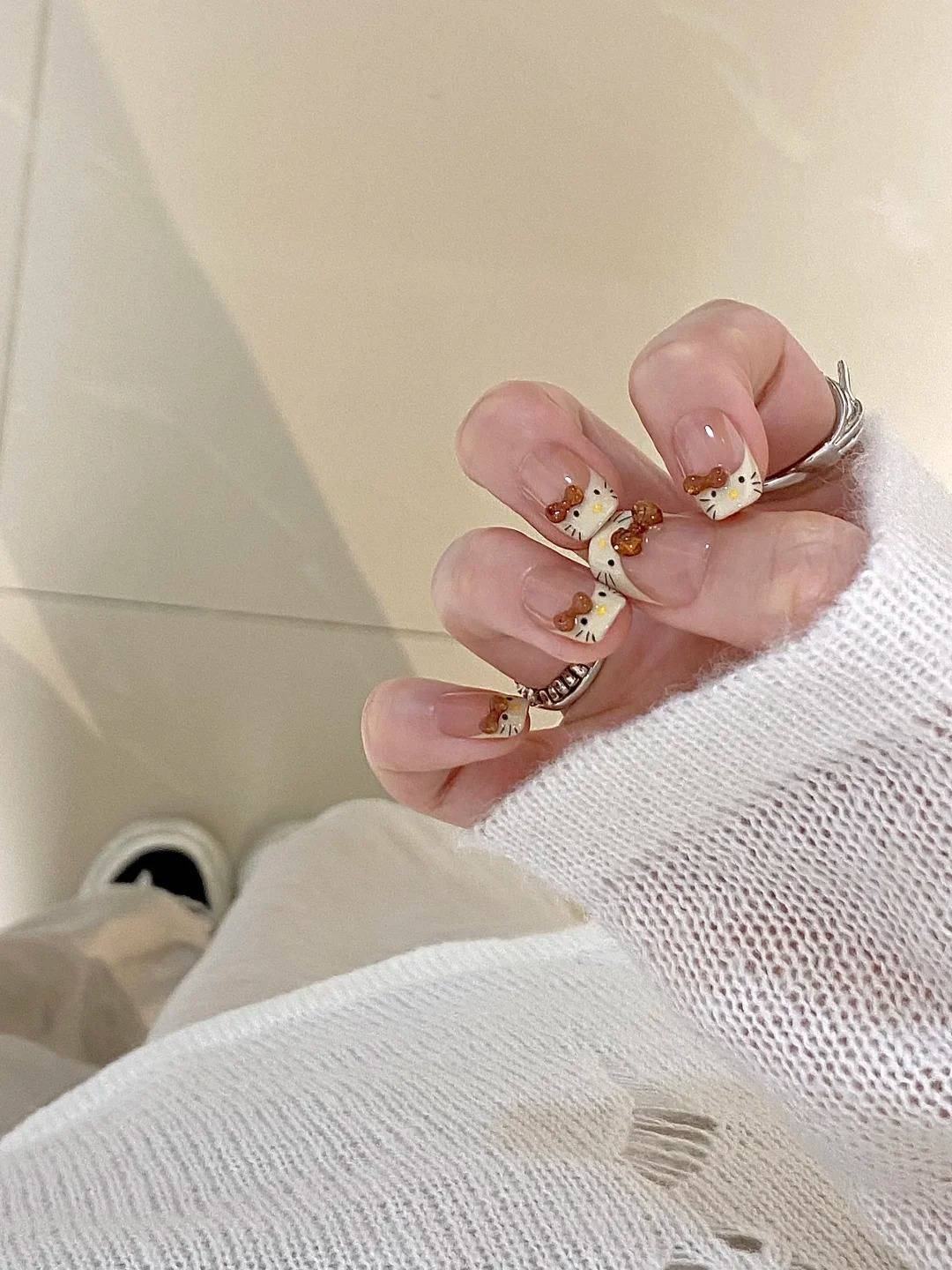 mẫu nail dễ thương