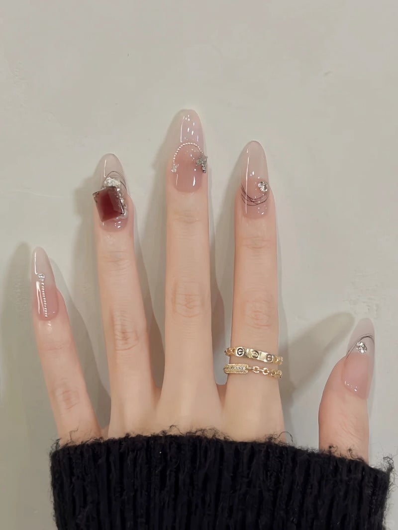 mẫu nail đính đá