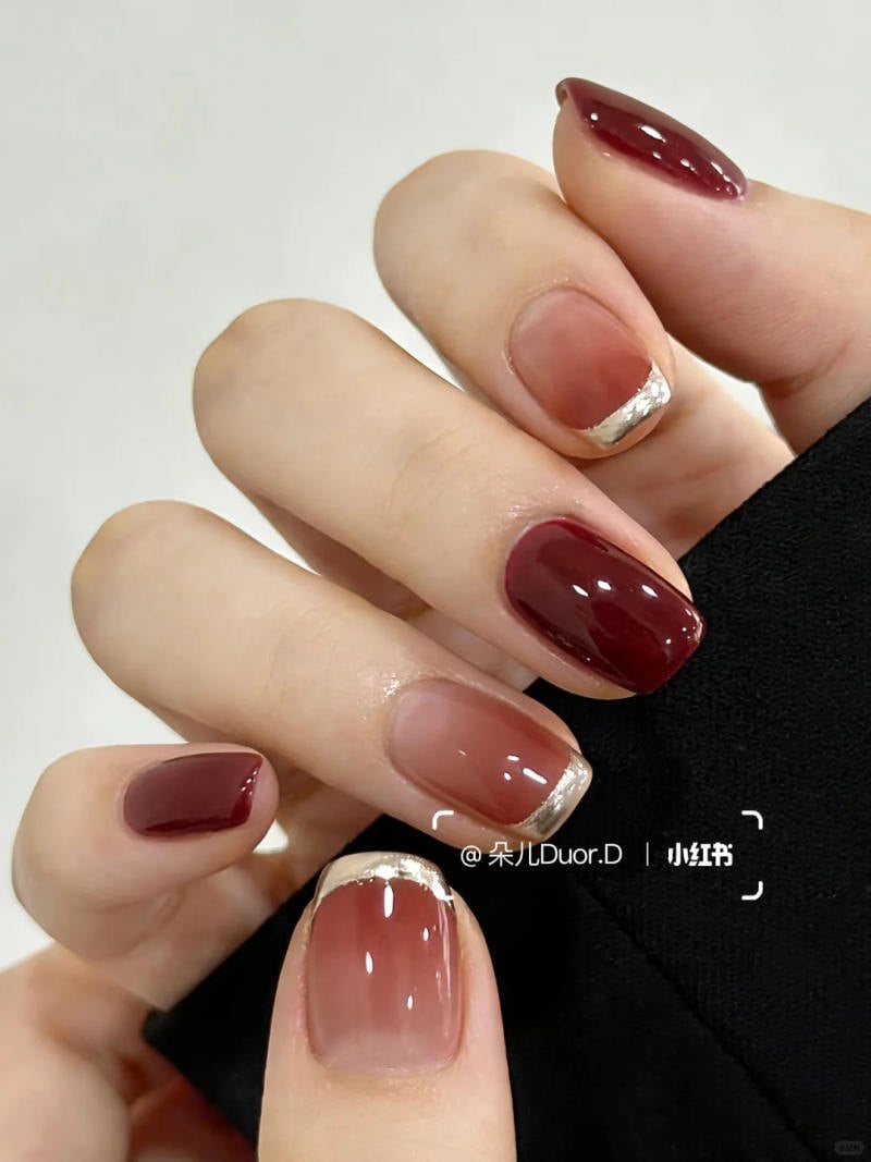 Nail Tết french đầu móng