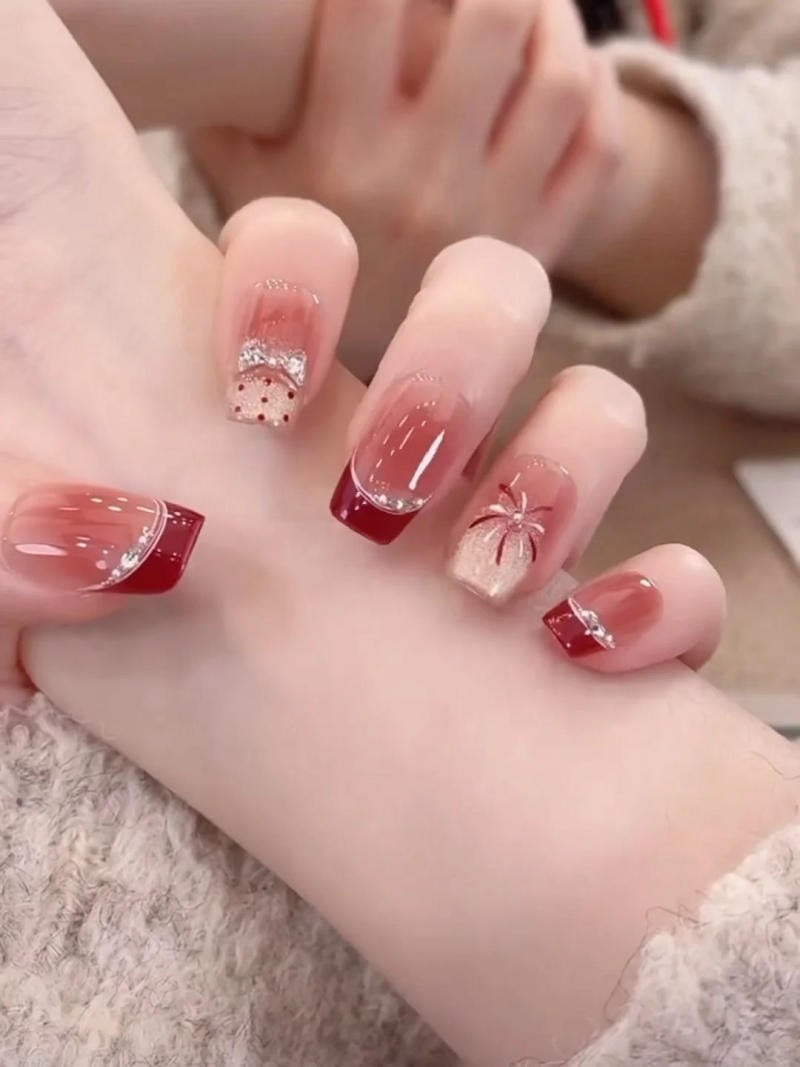 Nail tết dáng ngắn thanh lịch