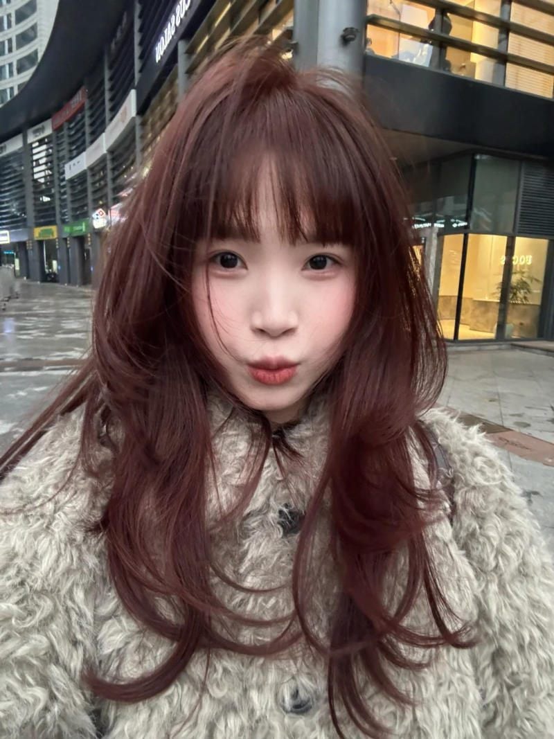 Lưu ý về đường nét khuôn mặt và kiểu tóc