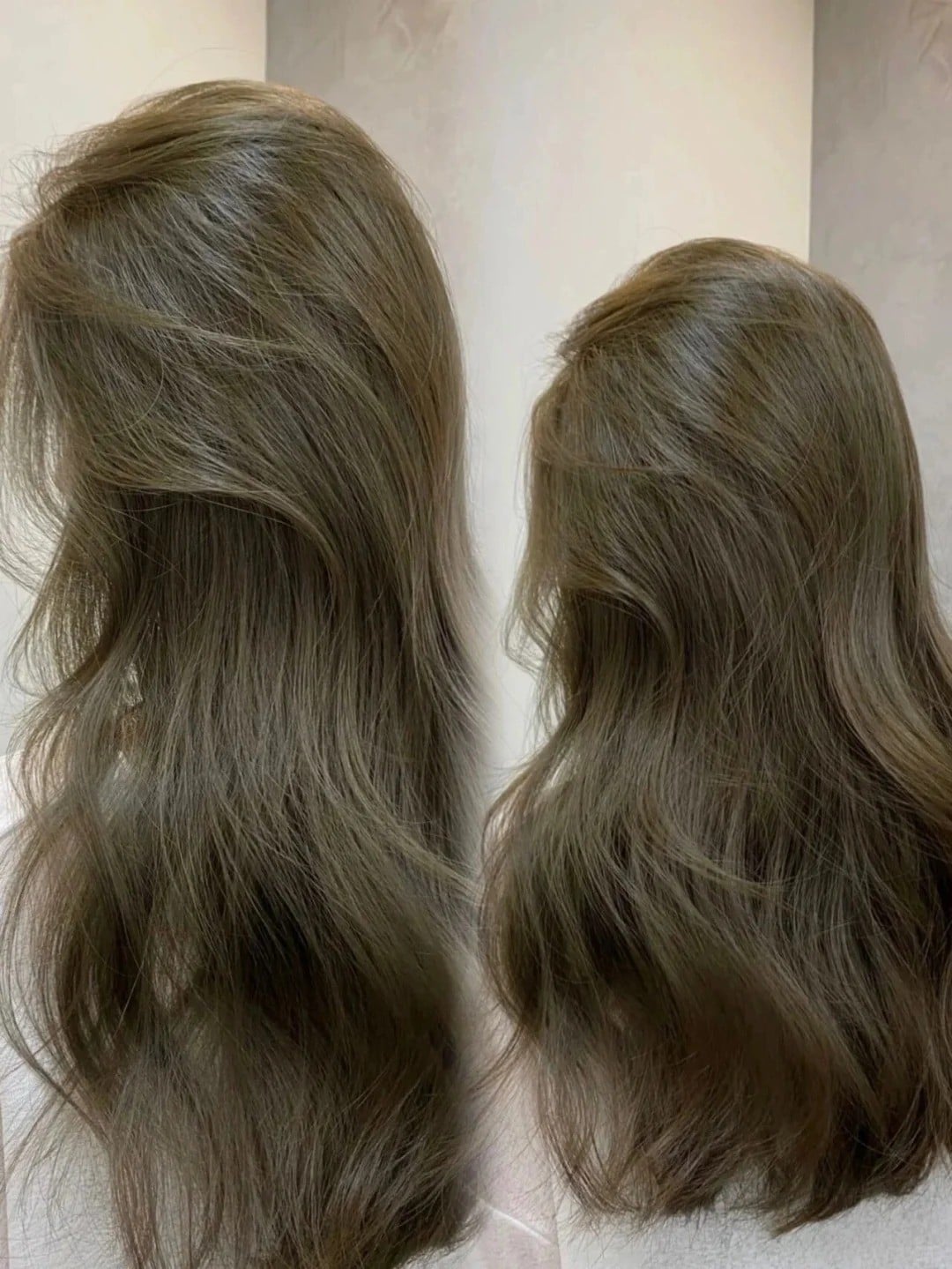 Màu xanh oliu ánh khói