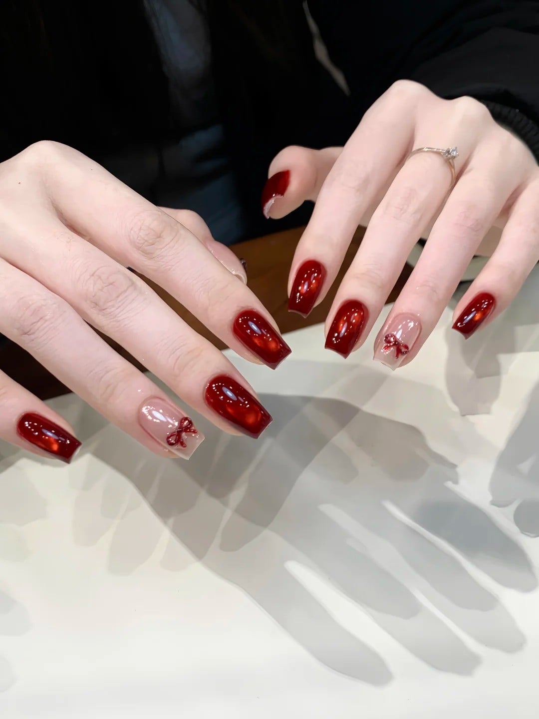 Nail đỏ đón Tết cực sang