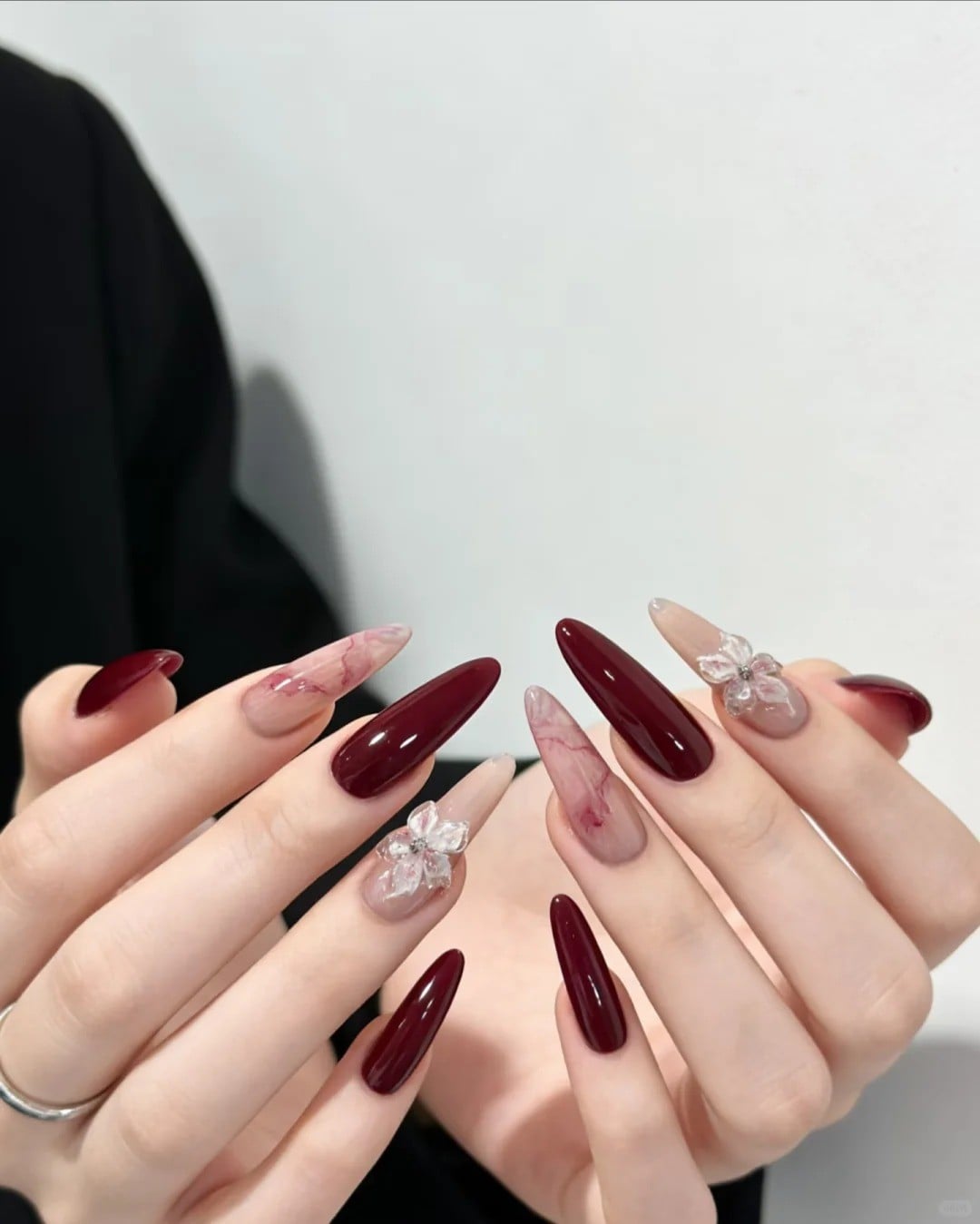 Nail đỏ đón Tết cực sang