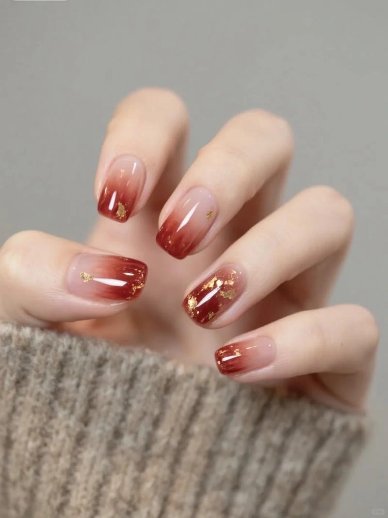 Mẫu nail đẹp đón tết ombre