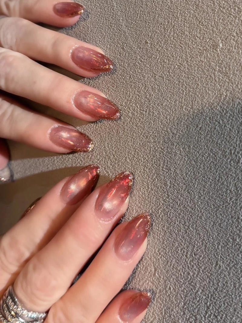 Mẫu nail đẹp đón tết ombre