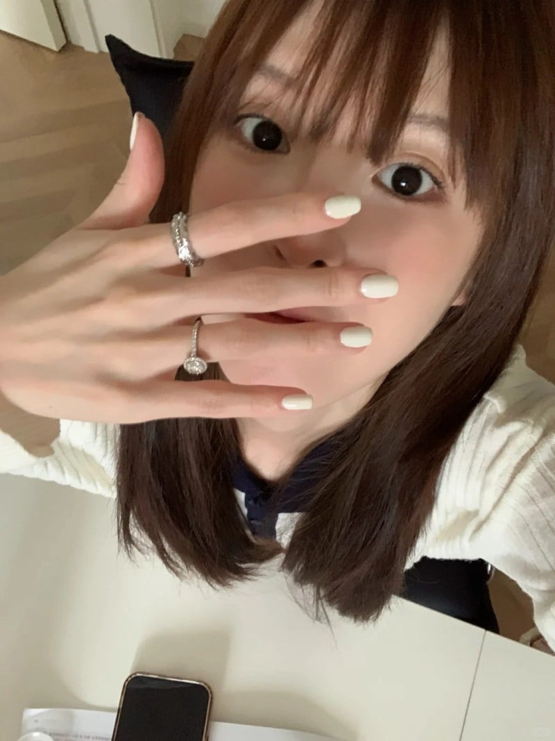 màu sơn móng tay cho da ngăm