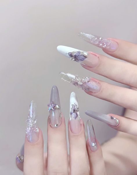 Mẫu nail bướm