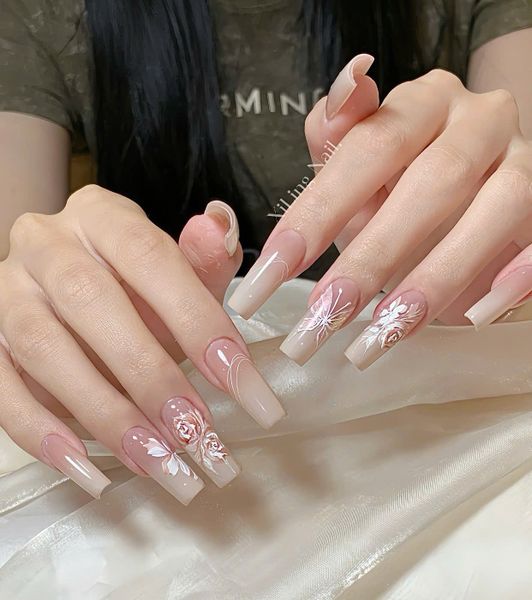Mẫu nail bướm
