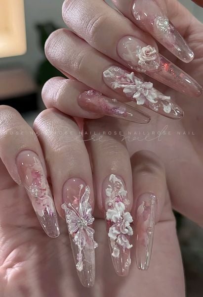 Mẫu nail bướm