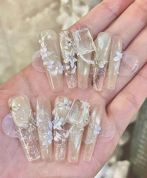 Mẫu nail bướm