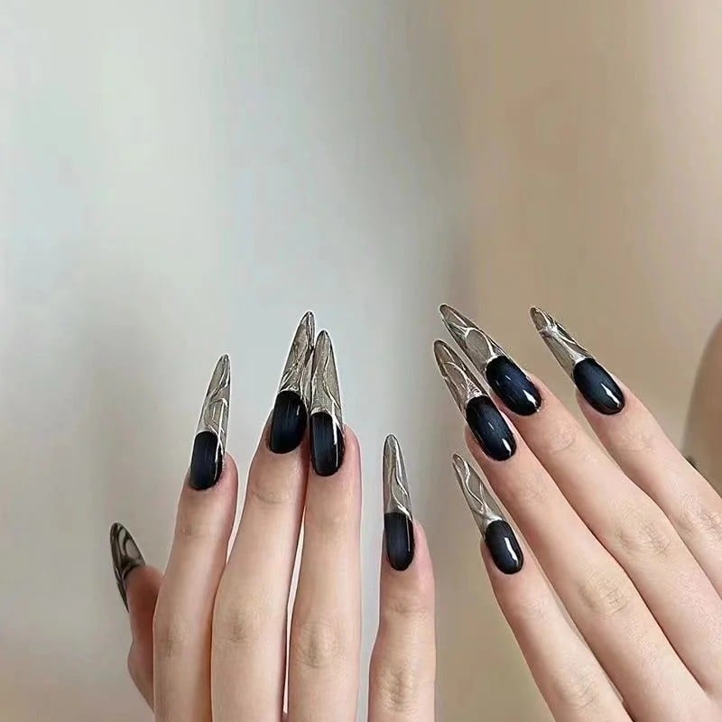nail đen trắng