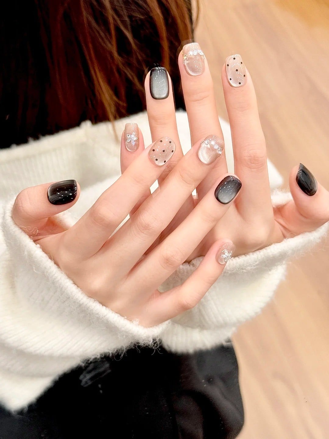 nail đen trắng