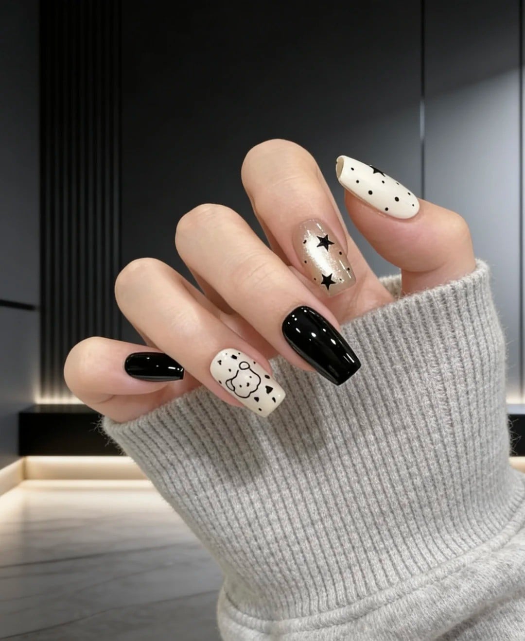 nail đen trắng