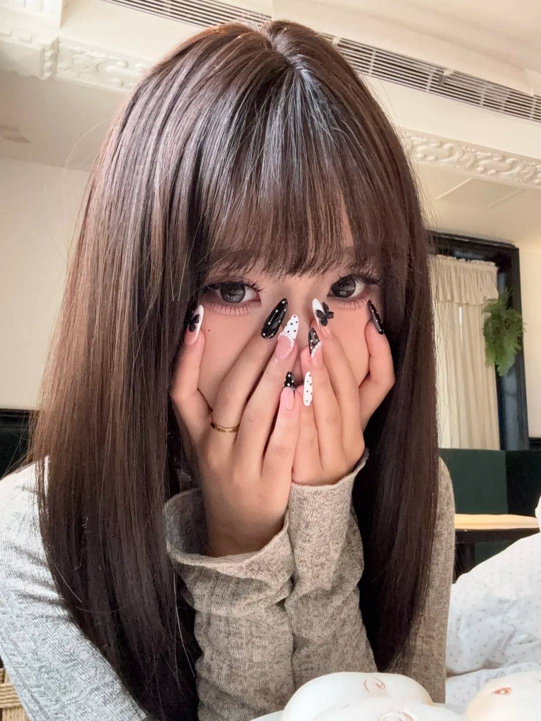 nail đen trắng