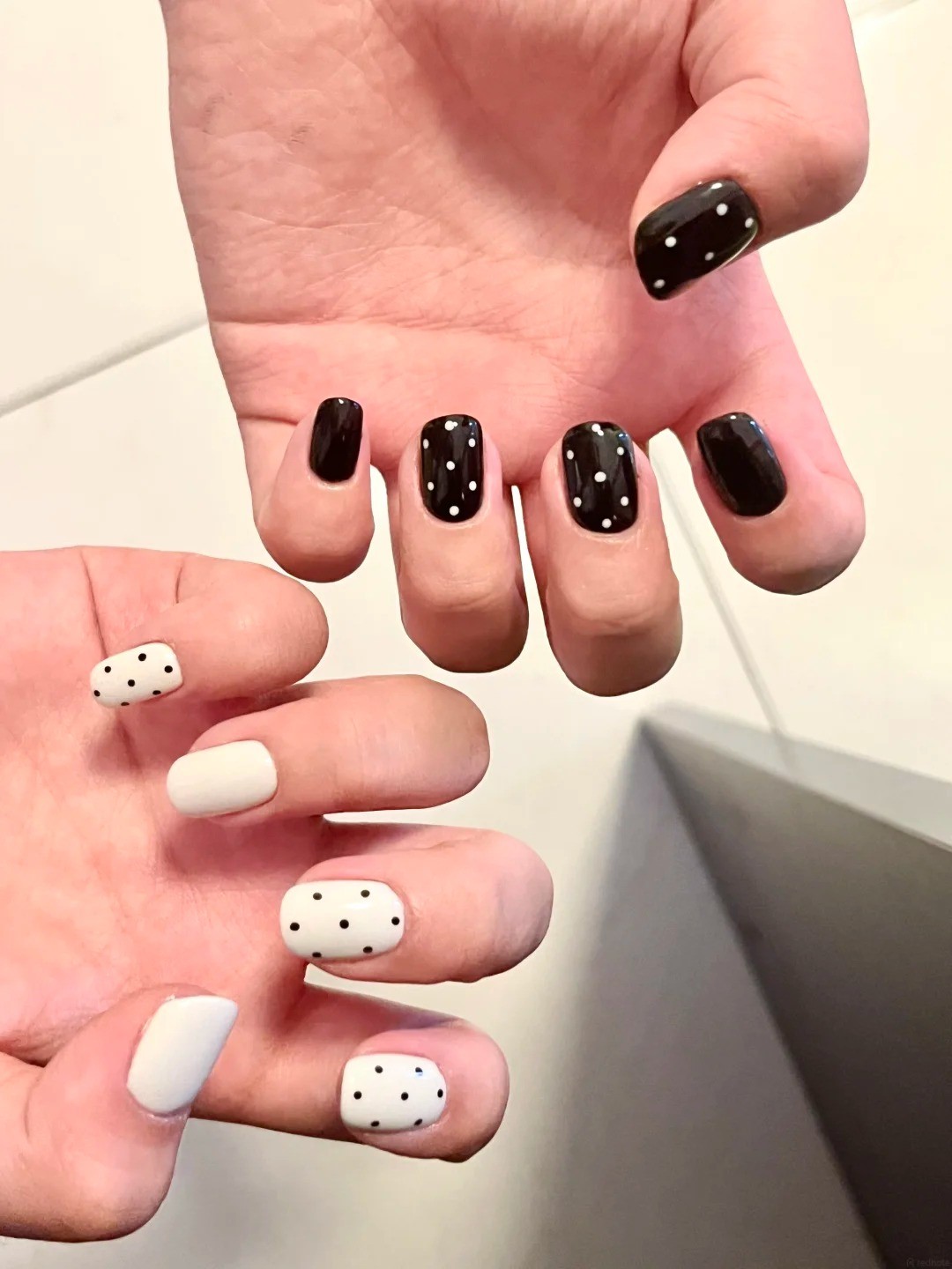 nail đen trắng