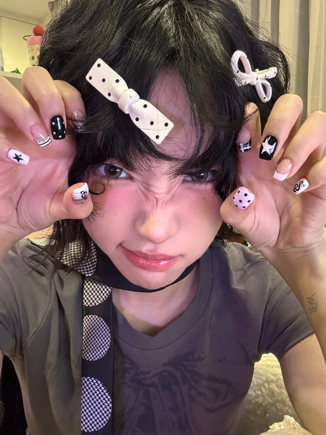 nail đen trắng