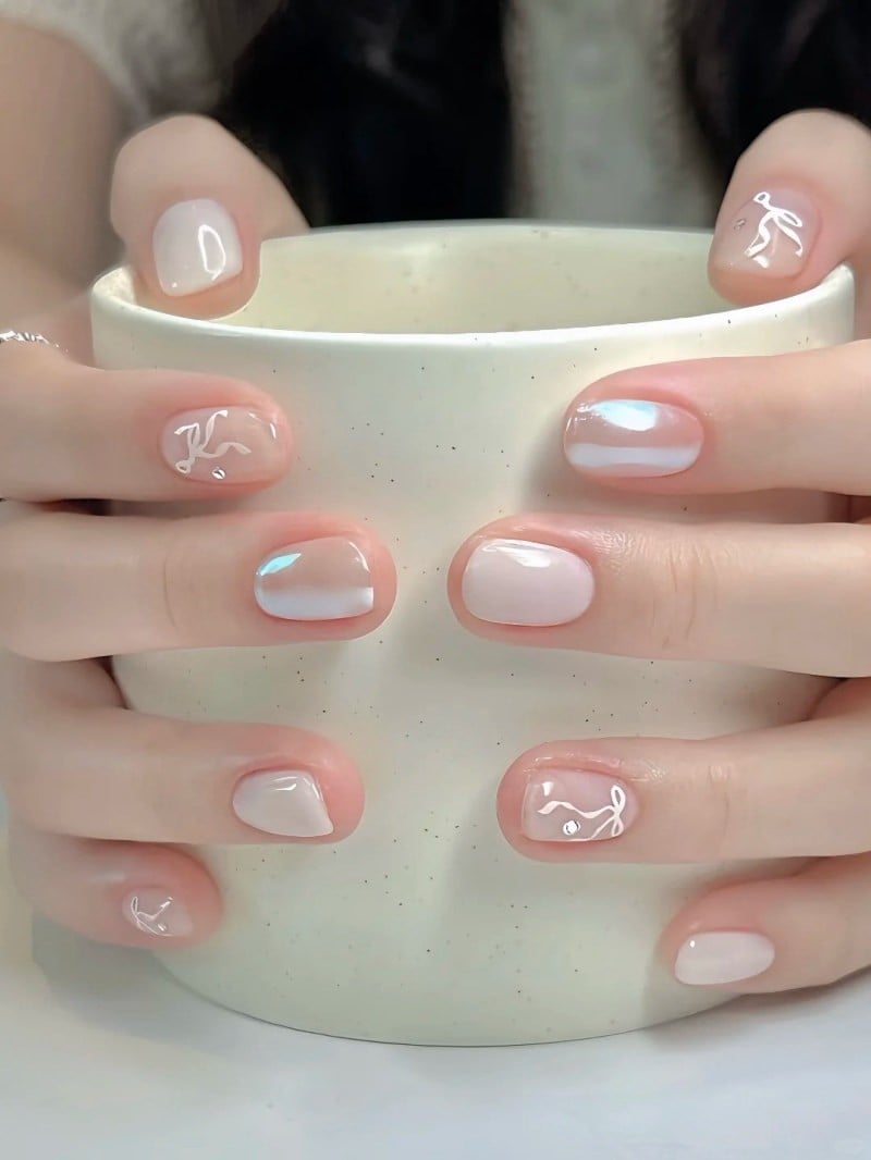 những mẫu nail đẹp cho móng ngắn