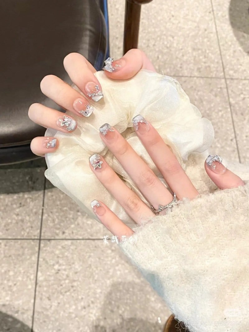 những mẫu nail đẹp cho móng ngắn