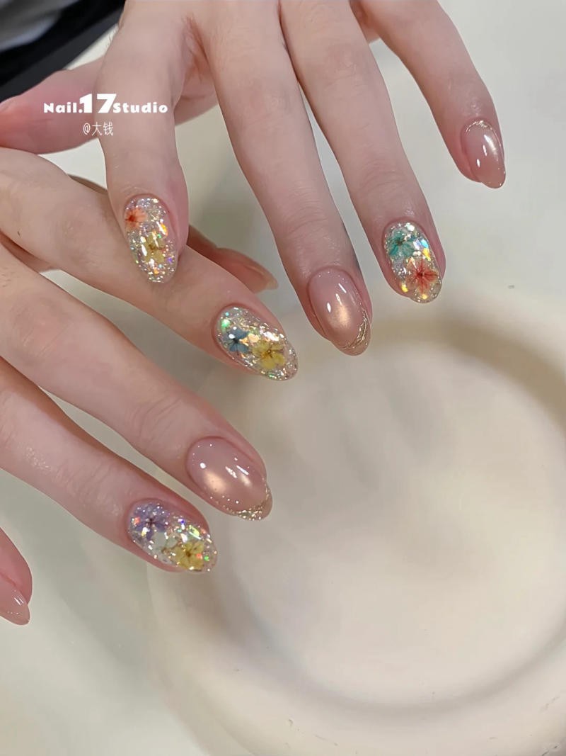 Mẫu nail hoa nhí