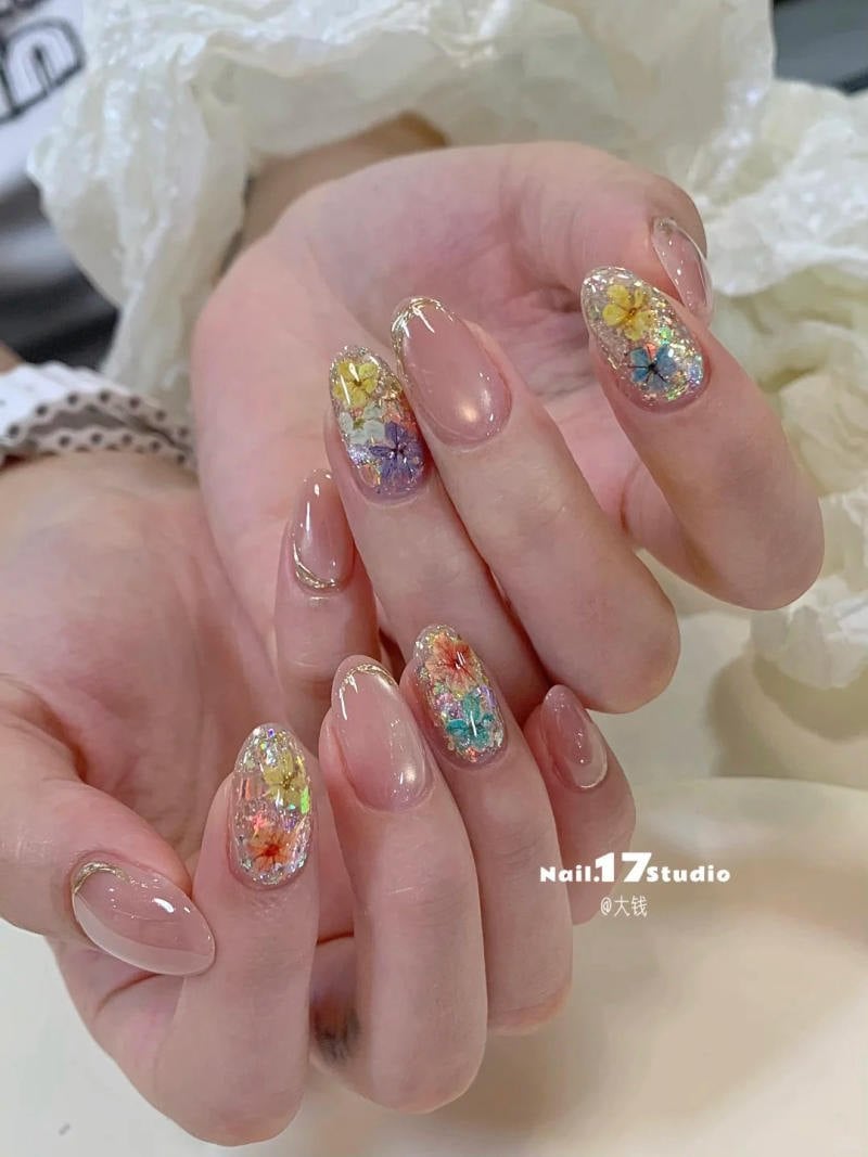 Mẫu nail hoa nhí
