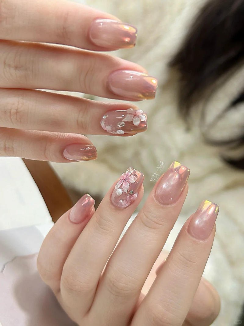 Nail tráng gương