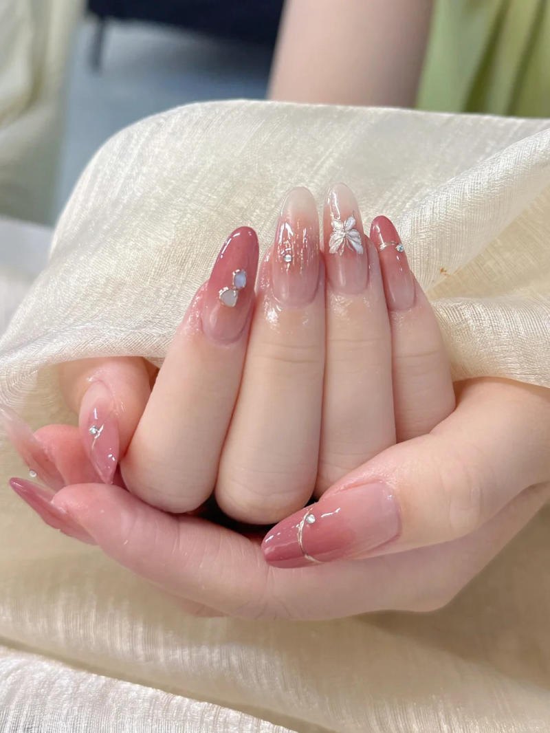 Nail ombre mùa xuân
