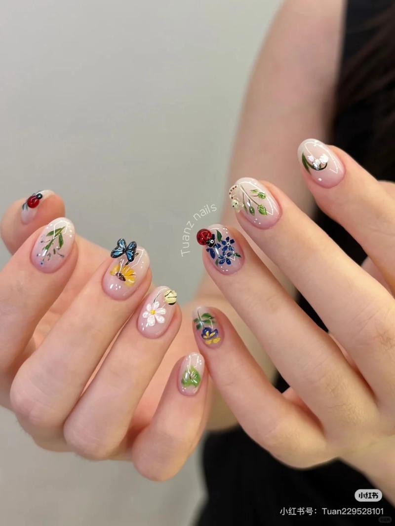 Chọn mẫu nail đẹp mùa xuân phù hợp nhất