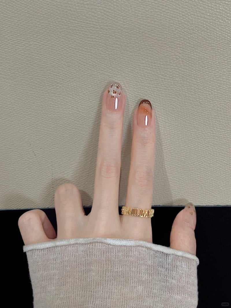 mẫu nail vẽ đơn giản nhẹ nhàng